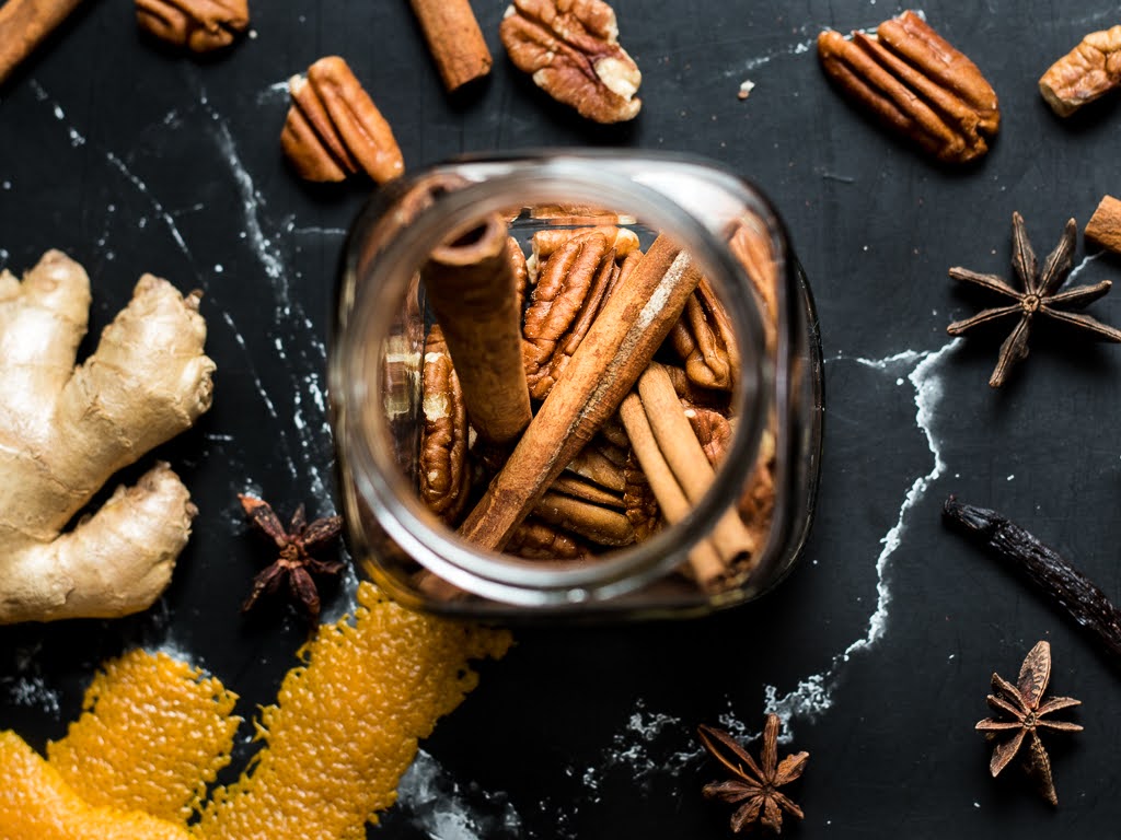 Two Easy Ways to Perfect Flavored Maple Syrup at Home Cocktail Contessa